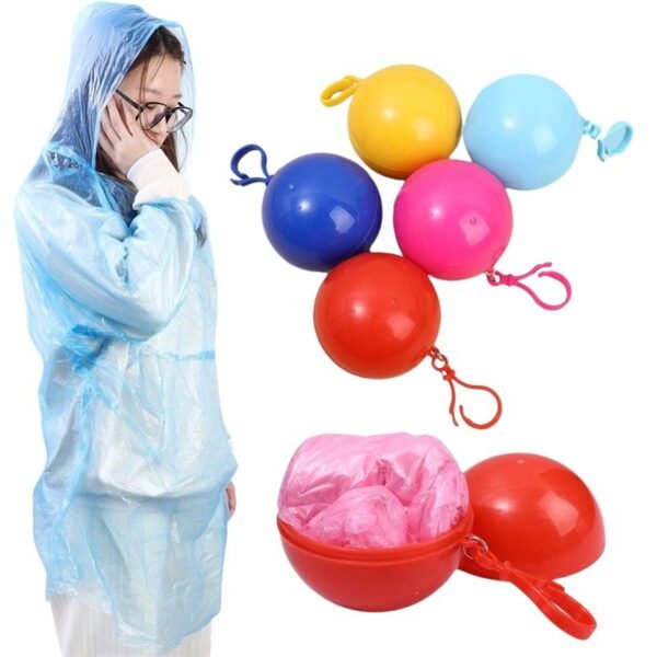 Impermeable con gorra y correa de transporte