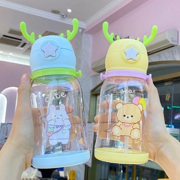 Botella de agua portátil para niños con diseño de alce multicolor