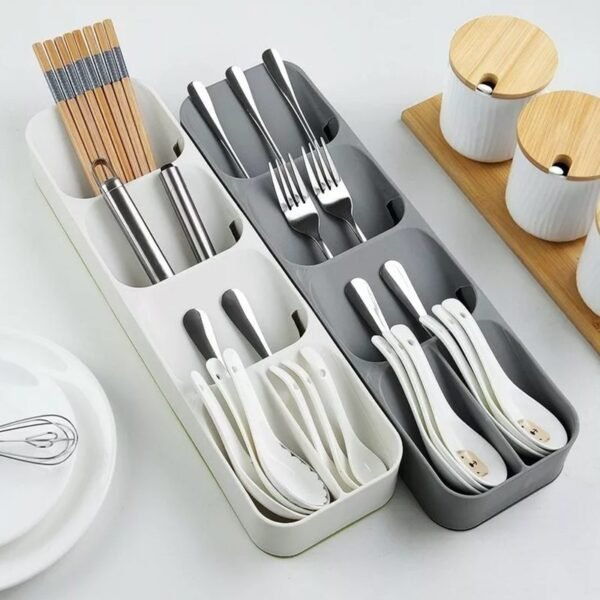 Organizador compacto para cubiertos con divisor de cajones